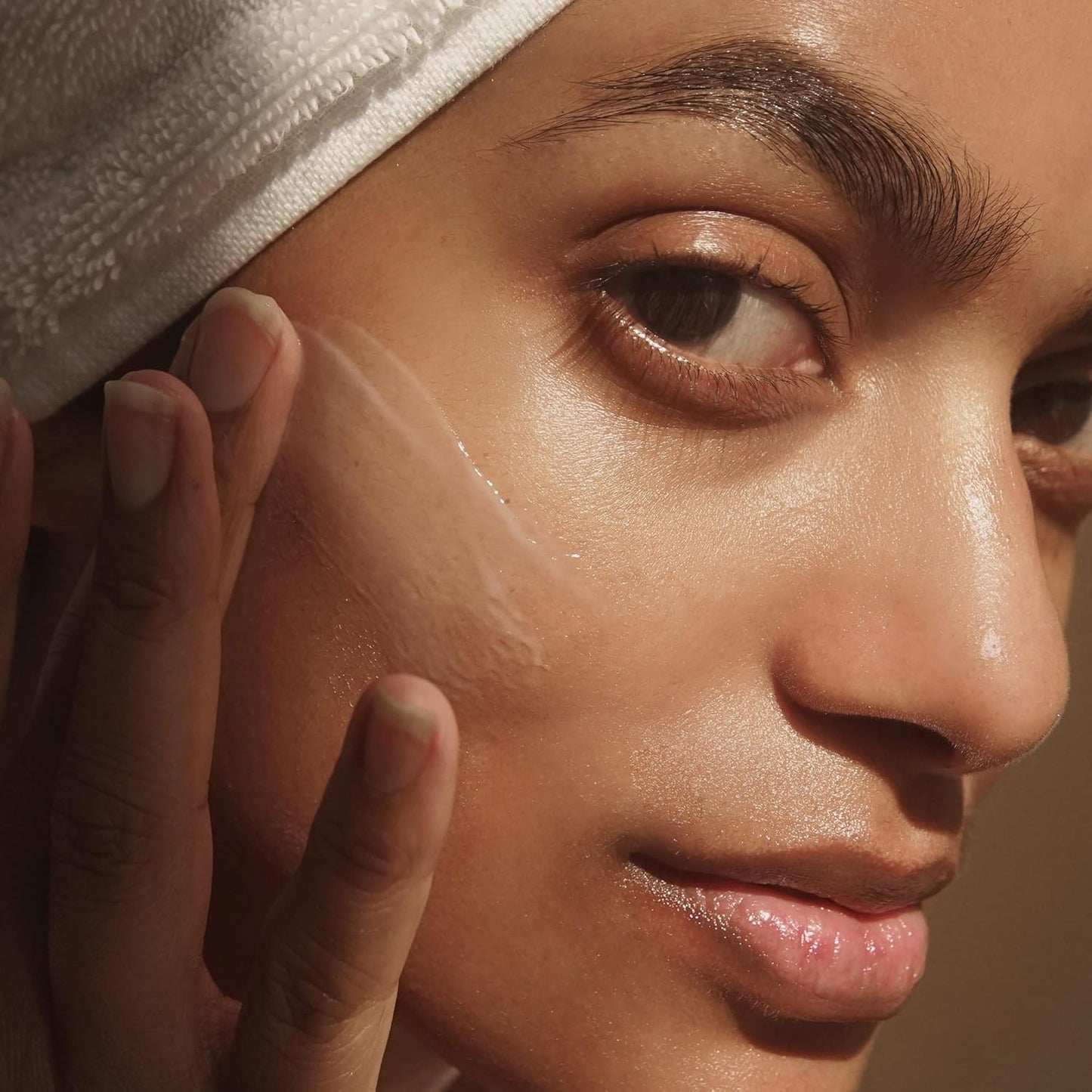 Summer Fridays Cloud Dew Gel Cream Moisturizer Mini - Lightweight Face Moisturizer with Hyaluronic Acid + Ceramides for Skin Plumping Hydration and Glowing Skin (0.5 Fl Oz)